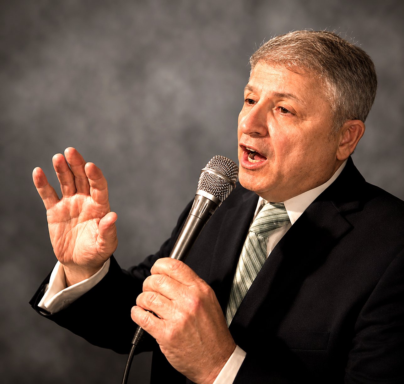 Jack Petrotto singing
